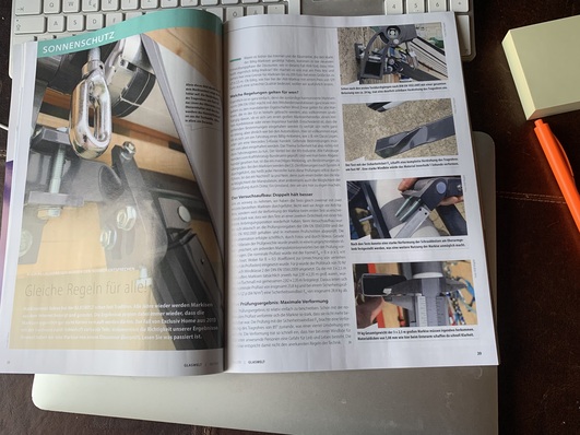 Schon das Auftaktbild direkt nach dem Markisentest zeigt drei Fehler auf: Die Verdrehung des Tragerohres um fast 90°, das Lösen des Oberarms vom Oberarmhalter und das Auswandern des Kunstoffeinsatzes aus der Tuchwelle. Alles in allem ein Desaster.