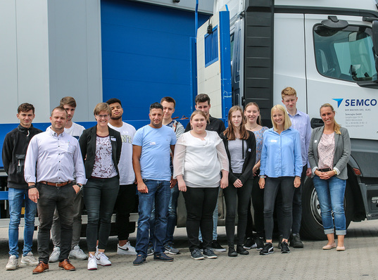 Alleine am Standort Westerstede verstärken jetzt 11 junge Menschen das Semco-Team.