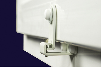 
Der FensterRiegel eignet sich als Aufhebelsicherung. 



