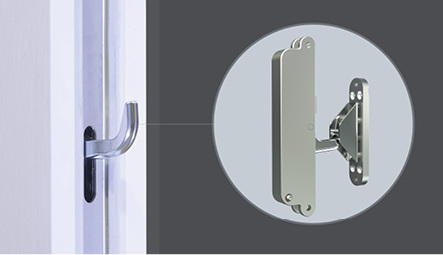 



Geprüfte Sicherheit gemäß RC 2: Der Portal HS von Siegenia verbindet Öffnungsbreiten von bis zu 12 m und eine einfache Handhabung mit einer hohen Einbruchhemmung. 
