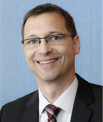 



Christoph Scheuring, Produktmanager Portal in der Siegenia Gruppe
